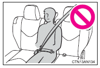 ■Using a seat belt extender